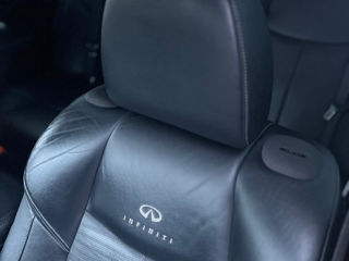 Infiniti M фото 8