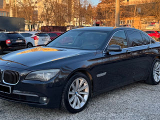 BMW 7 Series foto 3