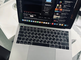 MacBook Pro 2018- TouchBar foto 2