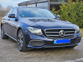 Mercedes E-Class foto 2