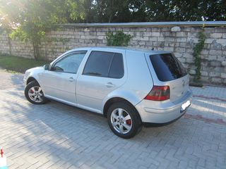 Volkswagen Passat foto 3