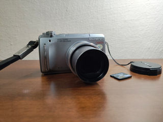 Olympus C-765 UltraZoom