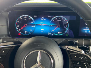 Mercedes E-Class фото 7