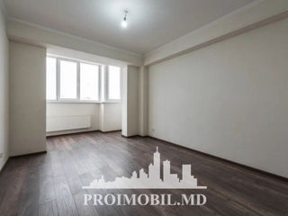 Apartament cu 3 camere, 84 m², Botanica, Chișinău foto 7