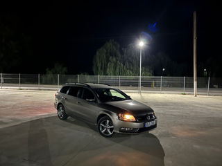 Volkswagen Passat foto 1