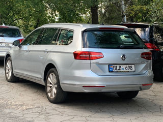 Volkswagen Passat foto 3