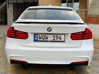 BMW 3 Series foto 4