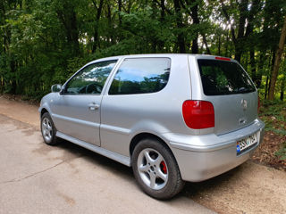 Volkswagen Polo foto 4