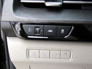 KIA Carnival foto 10