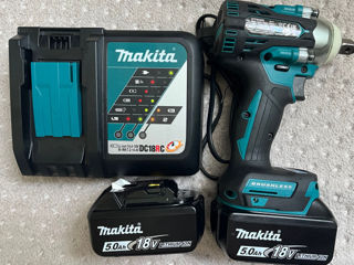 Аккумуляторный ударный гайковерт Makita DTW300