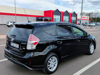 Toyota Prius +