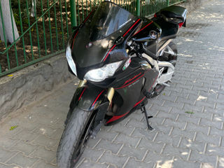 Honda CBR1000RR foto 6