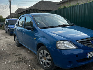 Dacia Logan foto 1