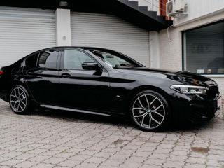 BMW 5 Series foto 5