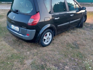 Renault Scenic foto 2