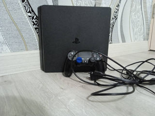 PlayStation4 Slim foto 2