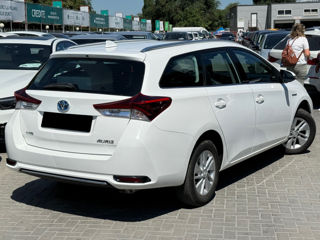 Toyota Auris foto 4