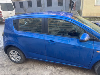 Chevrolet Aveo foto 2