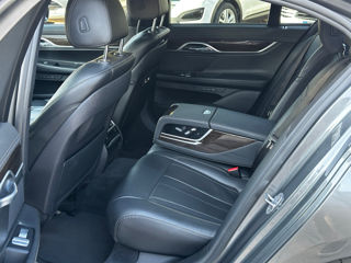 BMW 7 Series foto 11