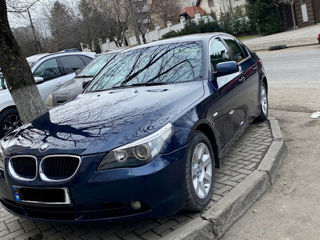 BMW 5 Series фото 6