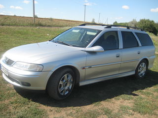 Vectra B piese anul 2000