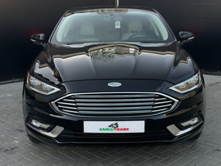 Ford Fusion foto 2