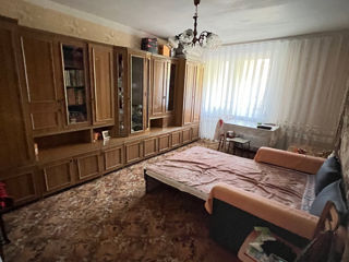 Apartament cu 3 camere, 74 m², Buiucani, Chișinău foto 3