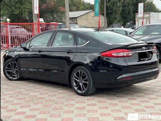 Ford Fusion foto 5