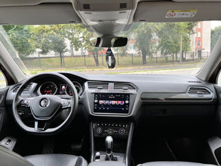 Volkswagen Tiguan foto 8