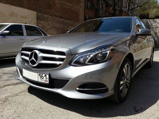 Mercedes E Class foto 2