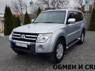 Mitsubishi Pajero foto 3