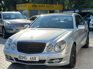 Mercedes E-Class foto 2