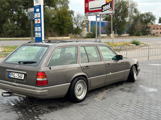 Mercedes Series (W124) foto 4