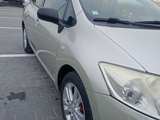 Toyota Auris foto 2