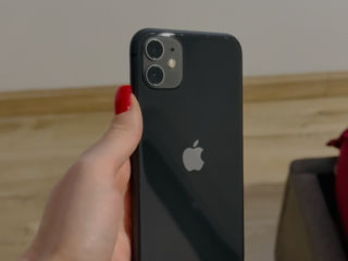 iPhone 11 Продам foto 2