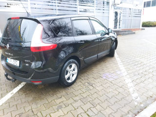 Renault Grand Scenic foto 6