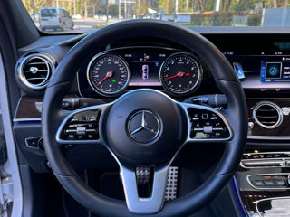 Mercedes E-Class foto 5