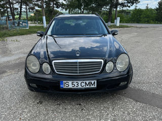 Mercedes E-Class foto 2