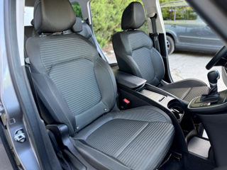 Renault Grand Scenic foto 13