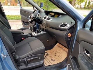 Renault Grand Scenic foto 8