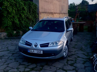 Renault Megane foto 1