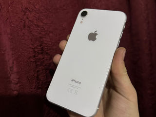 iPhone XR 64gb