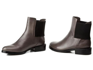 Botine Clarks foto 2