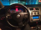 Volkswagen Touran foto 8