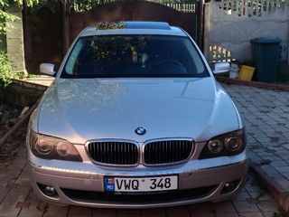 BMW 7 Series foto 1