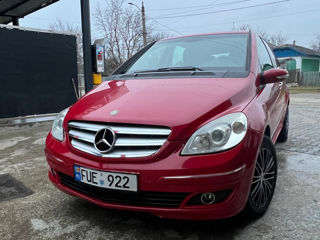 Mercedes B-Class