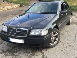 Mercedes C Class foto 3