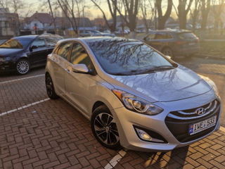 Hyundai Elantra foto 4