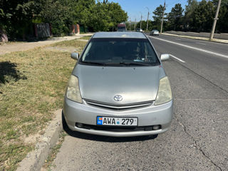 Toyota Prius foto 1