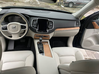 Volvo XC90 foto 9